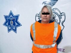 Detienen a mujer en posesión de un arma de fuego calibre 380