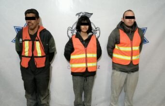 Detienen a sujeto por delitos contra la salud y dos personas más por desobediencia y resistencia