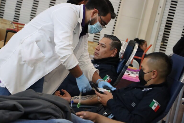 Participa SSPM en campaña altruista de donación de sangre