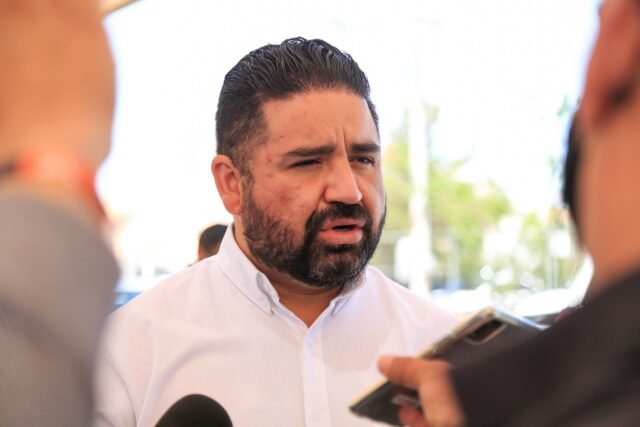 8B5F9FFD-70FF-4A25-B187-90C9187E83BB