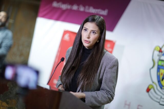 F4098A0C-7F57-4796-AF85-0D3728E5850C