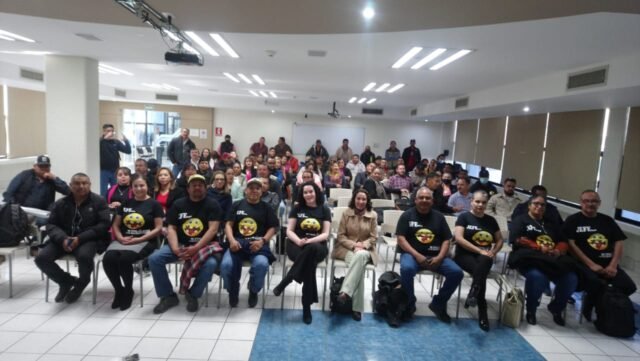 Educación indigena foto de cursos previos a enero