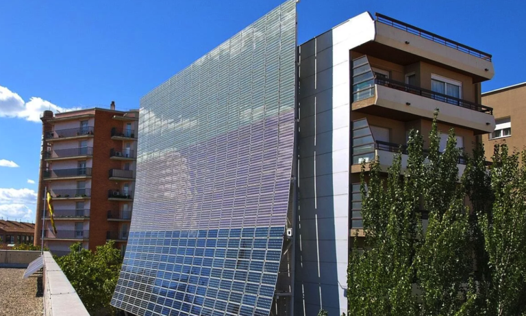 Derrochó España 160 mde en 2022, por mala gestión del autoconsumo energético