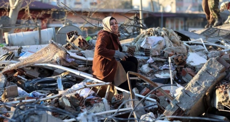 Asciende a más de 11 mil los muertos por sismos en Turquía-Siria