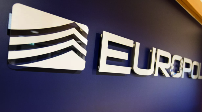 Detienen a fugitivo de los más buscados por la Europol