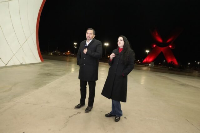 INTERNET GRATIS EN PLAZA DE LA MEXICANIDAD-01A CRUZ PEREZ CUELLAR