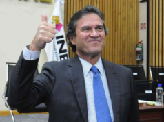 Critica AMLO restitución de secretario ejecutivo del INE