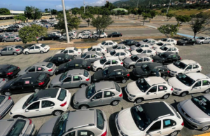 Irán envía 2 mil autos a Venezuela tras una pausa de ocho años