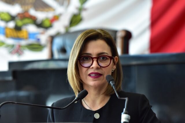 f8d63e33-ac59-4fb0-9c0e-b7ca16878d0c