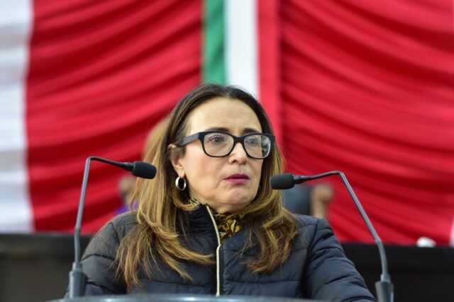 b3c06f8d-b946-4242-aee3-73b57df0644f-2