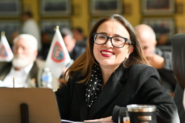 422df03e-45b3-4d99-a806-a4bc470ba9c3