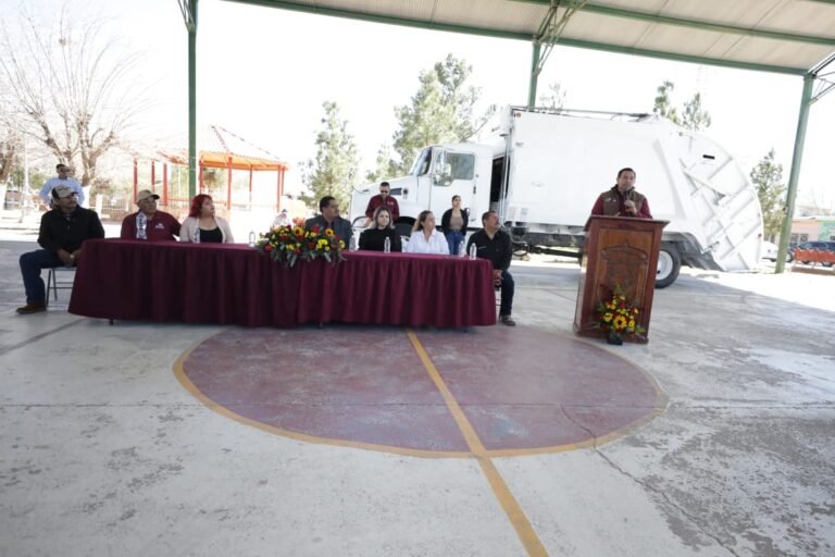 Tienen un amigo en el Gobierno Municipal de Juárez: alcalde a habitantes de Praxedis G. Guerrero
