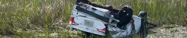 Carro accidentado