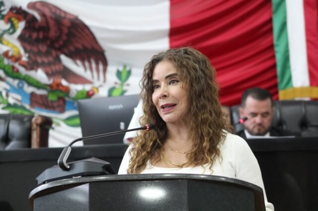 23ef8fb5-31ff-4891-94d9-b1f50a933c95