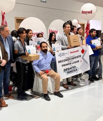 Guante inteligente gana el Hackatón de Honeywell