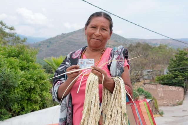 a3a4ba34-9c93-4249-81b3-2e014d1915b9