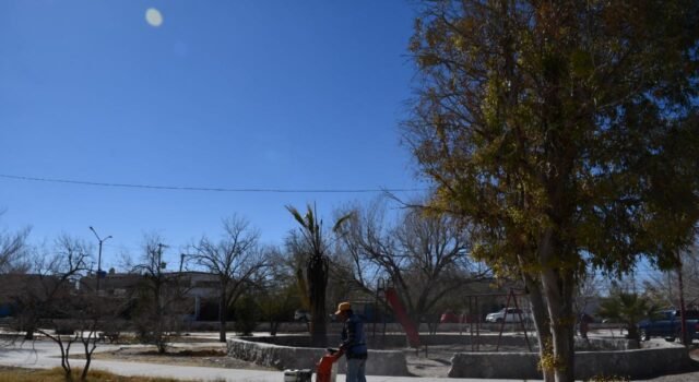 Rehabilita Obras Públicas parque en la colonia Morelos