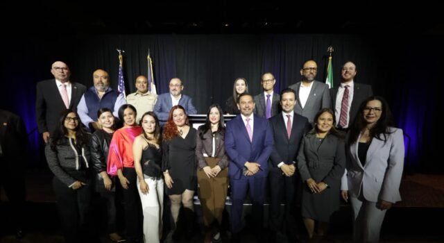 Participa alcalde de Ciudad Juárez en encuentro empresarial en El Paso