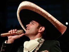 Revive Gerardo Fierro el clásico “Tengo mucho que aprender de ti”