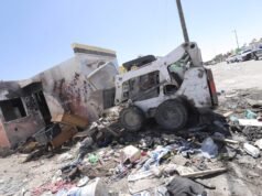 Atiende Limpia denuncia por acumulación de basura en vivienda abandonada