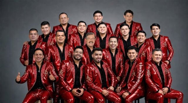 La Arrolladora Banda El Limón presenta su álbum “Si las miradas mataran”