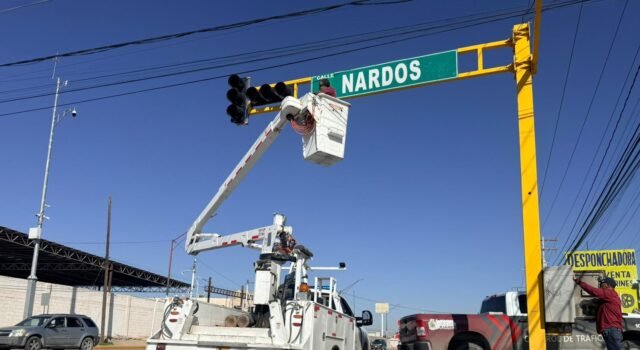 Activa Seguridad Vial semáforos en avenida Waterfill y calle Nardos