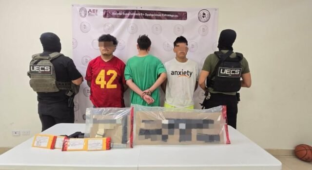 Rescatan a 13 personas y detienen a cinco responsables