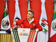 Alejandro Moreno celebra resultados de elecciones