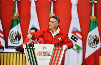Alejandro Moreno celebra resultados de elecciones