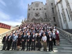 Unidad entre instituciones educativas y gobierno para el desarrollo de la educación superior