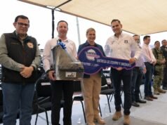 Maru Campos refuerza seguridad en la región de Guachochi con entrega de patrullas y equipamiento policial