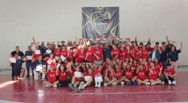Concluye con éxito el campamento de actualización de handball