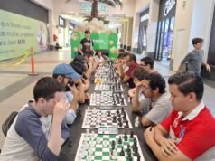 Sebastián Flores conquista torneo semanal de ajedrez