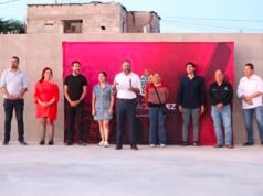 Entrega el Presidente Ortiz Orpinel Foro al aire libre y calle pavimentada en la Carlos Castillo Peraza
