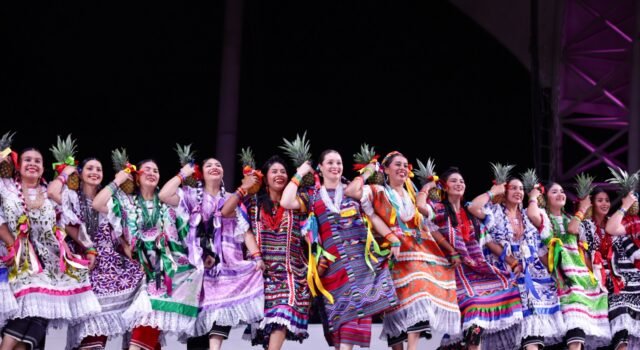Pueblos indígenas del sur de México comparten expresiones artísticas, saberes y tradición