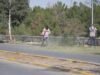 Dan mantenimiento integral a camellones de la calle Ing. David Herrera Jordán