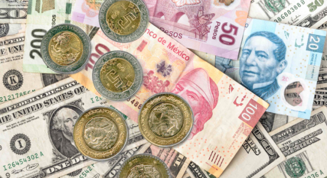 Peso mexicano a favor frente al dólar hoy