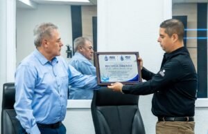 Realiza Junta de Agua de Villa Ahumada homenaje póstumo a Marco Licón
