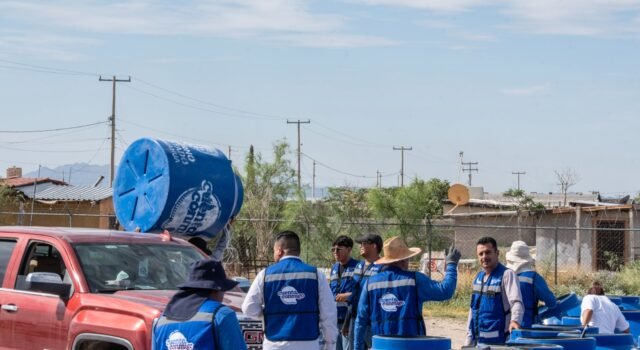 Ven habitantes de Los Kilómetros resultados del programa “Agua para Todos en Los Kilómetros: La Junta Contigo”.