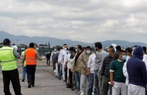 Más de 2 mil mexicanos han sido retornados desde EU a través de Guatemala en lo que va del año.