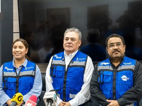 Atiende JMAS contingencia con maquinaria y equipo especializado