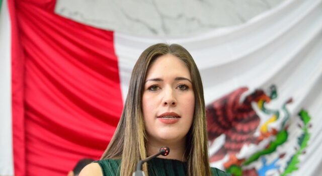 Parral se inunda, Alma Portillo exige al Gobierno atender el sistema pluvial