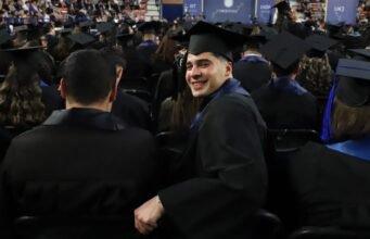 Celebremos la presentación de egresados del IADA e IIT