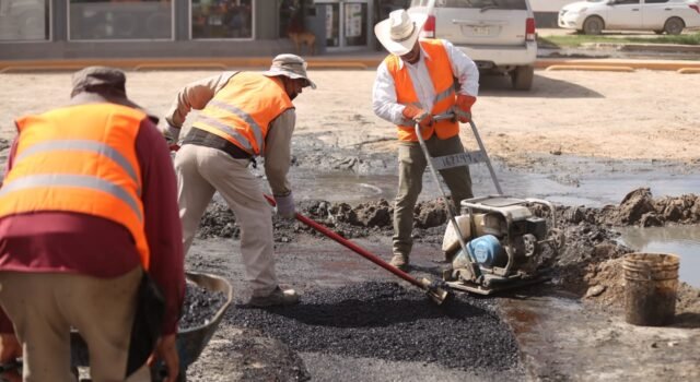 Avanza Gobierno Municipal en rehabilitación de vialidades afectadas por las lluvias