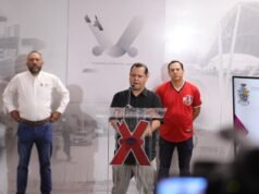Presenta el alcalde Ortiz Orpinel a nuevo jurisdiccional del equipo de beisbol Indios de Juárez