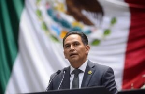 Aprueban licencia de Alejandro Pérez Cuéllar y toma protesta Carlos Joaquín Ruiz Olloqui como diputado federal